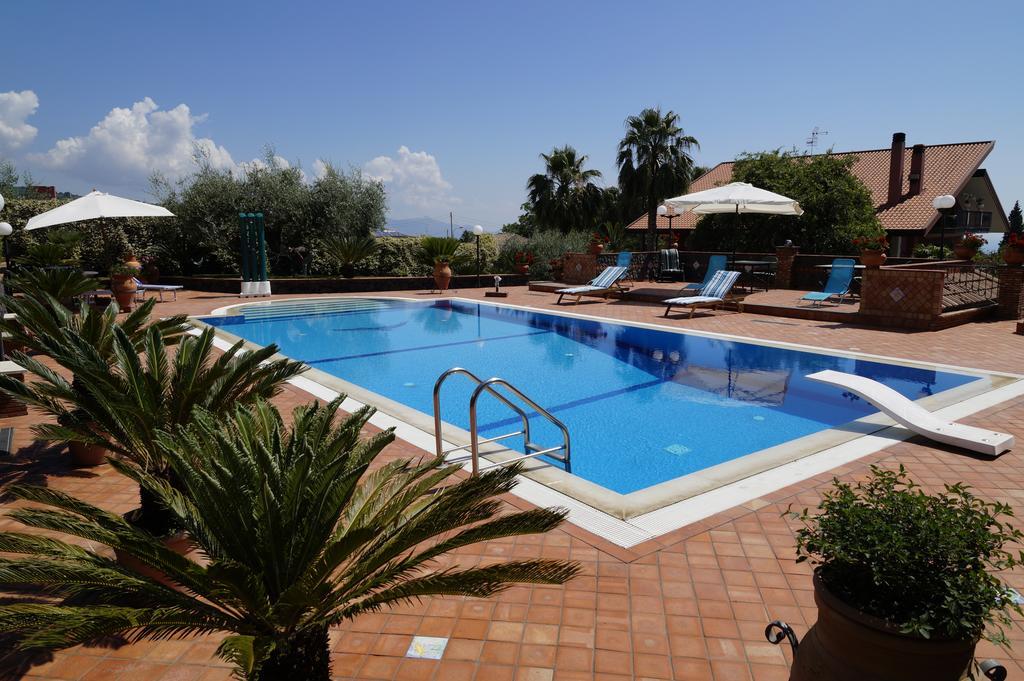 Villa Esclusiva Con Piscina Privata E Vista Etna Zafferana Etnea Eksteriør billede